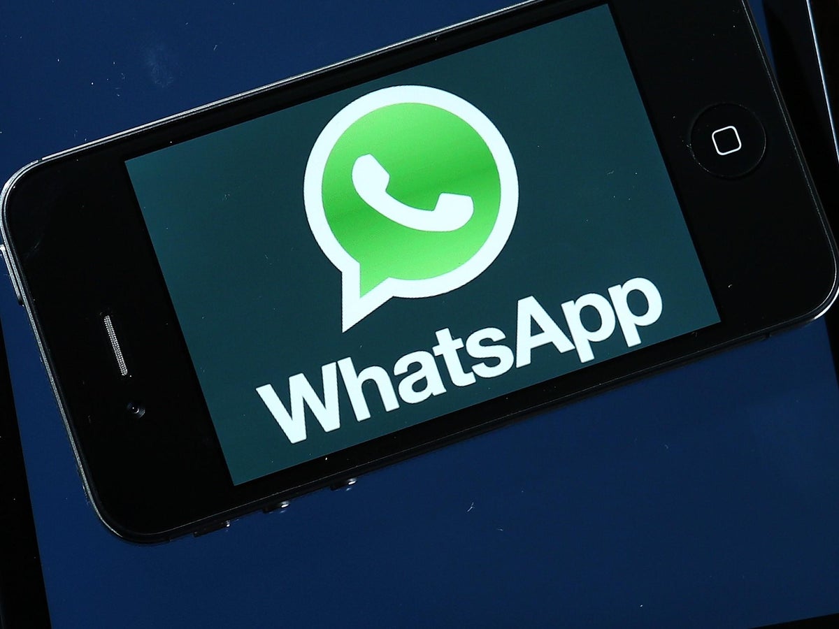WhatsApp’s desktop app gets global audio player: Here’s what that means￼