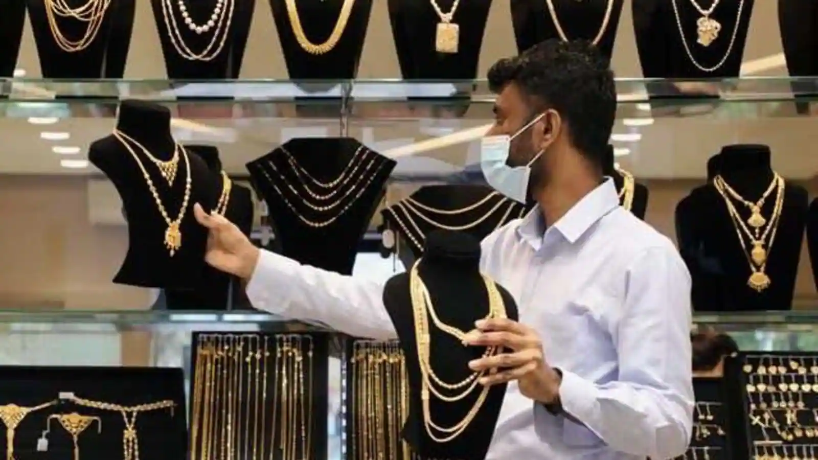 Gold price increases for 2nd consecutive day in India, Check rates in your city