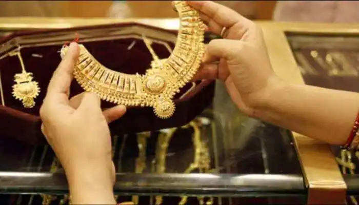 Gold rate in India for 24 carat and 22 carat today