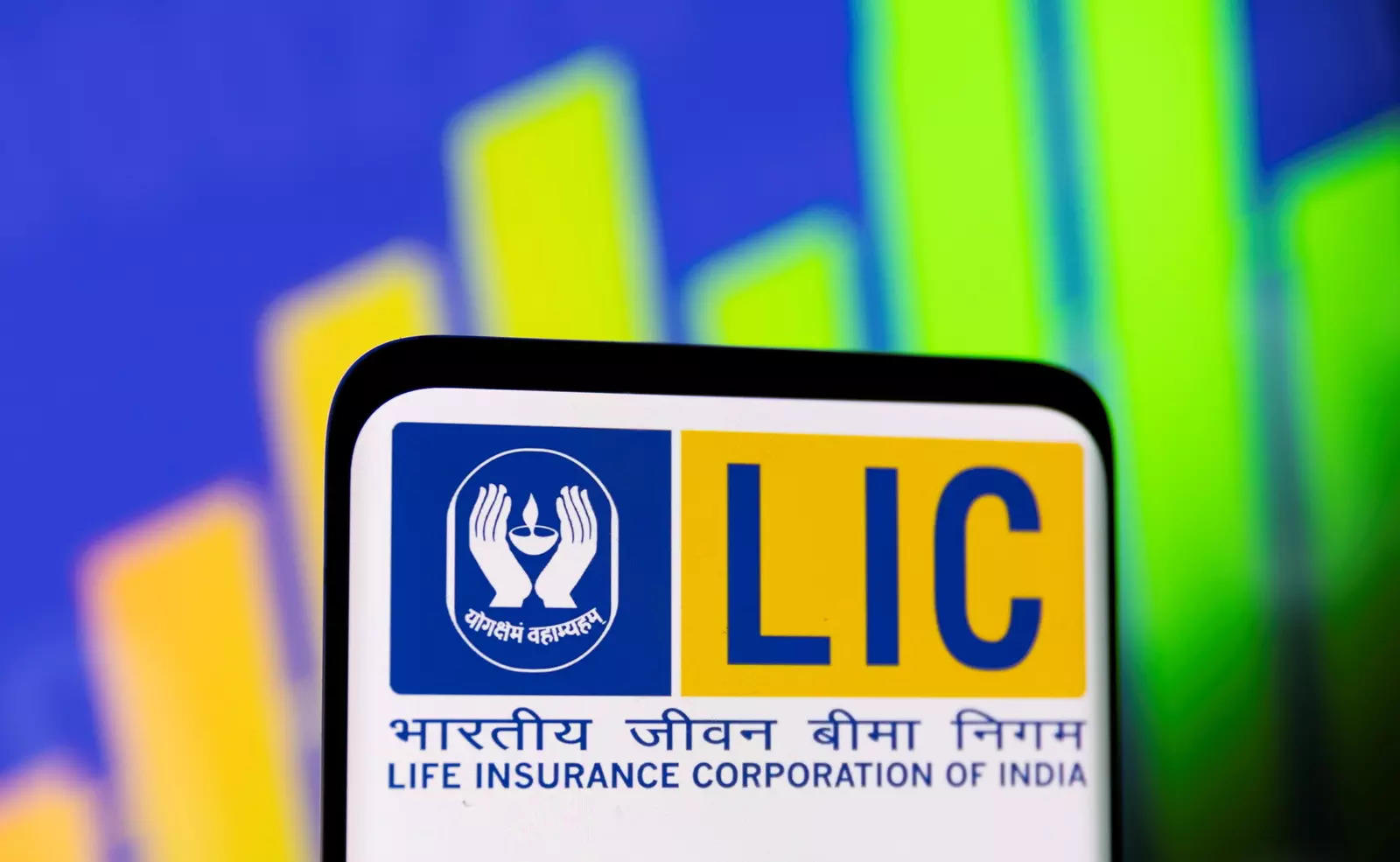 LIC IPO GMP, Subscription, Review; Your Last Chance to Invest Today, Should you Apply or Not?